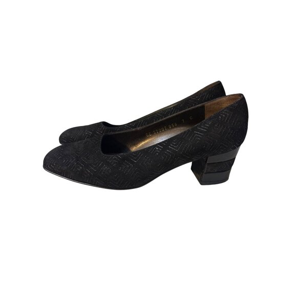 Vintage Ferragamo Black Geometric Textured Heeled Pumps Size 7 - Picture 1 of 7